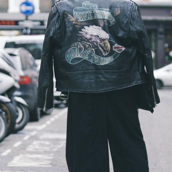 Meet your Posher, Tracy - Picture 1 of 1